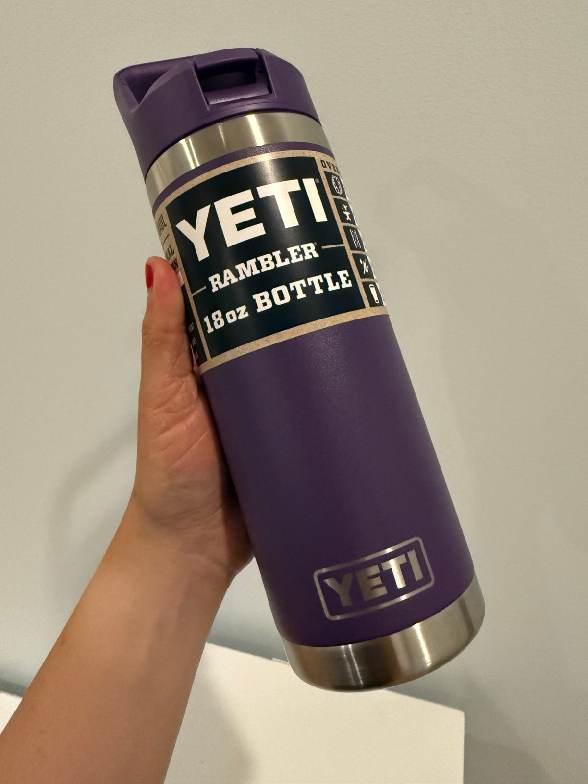 Yeti rambler 18oz PEAK PURPLE