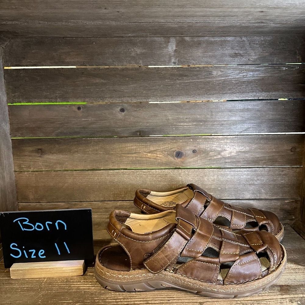 New NIB Mens Born Cabot III Brown Leather Fisherman Comfort Sandals Size 11 M