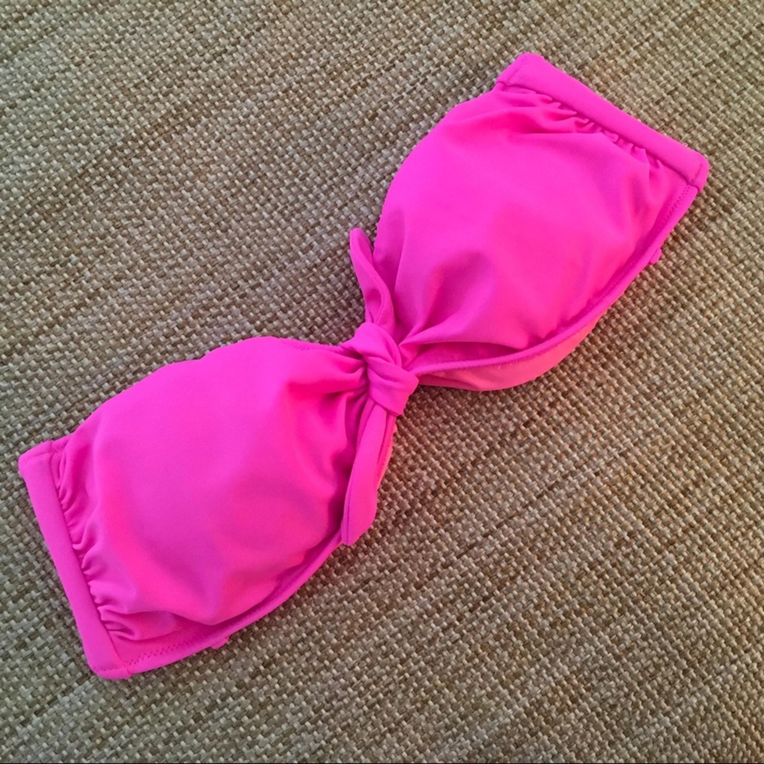 Victoria’s Secret Swim Top Size M