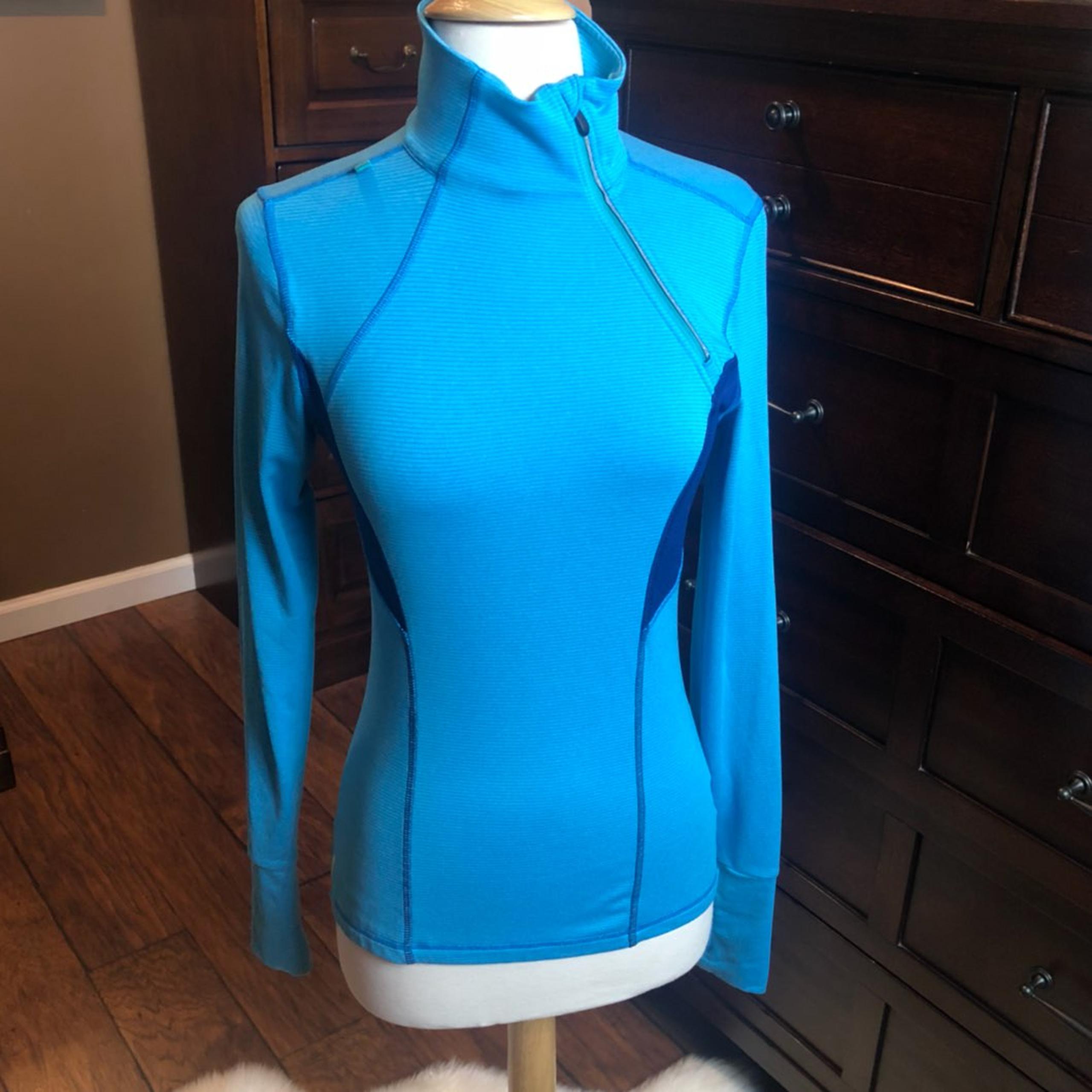 Lole Woman’s Activewear Long Sleeve
