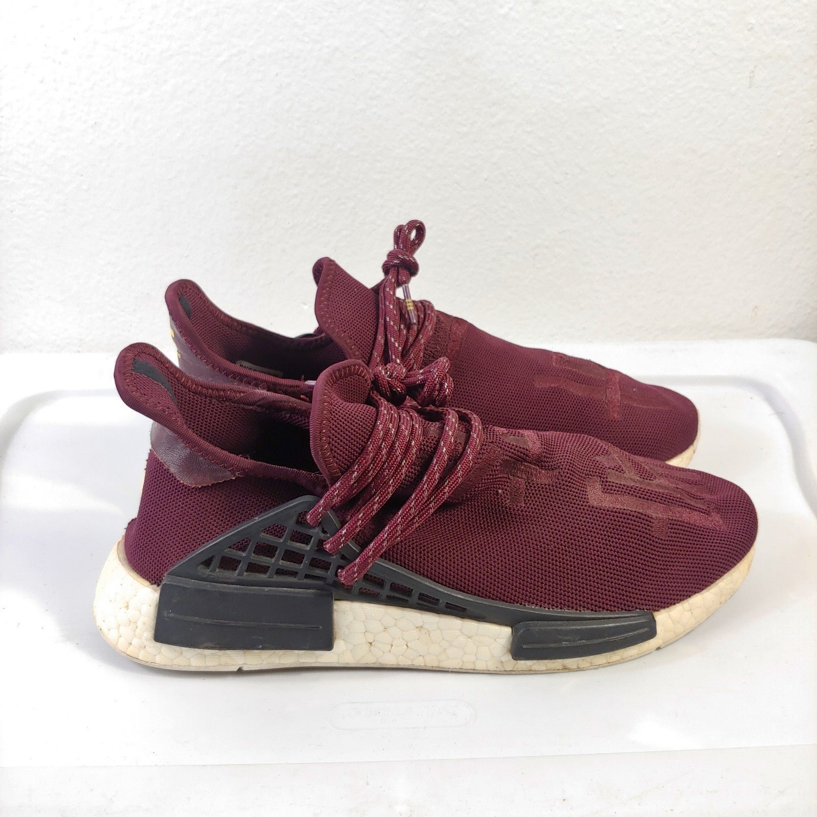 Adidas NMD R1 Size 11 Pharrell HU Friends & Family Burgundy 2016 sneakers