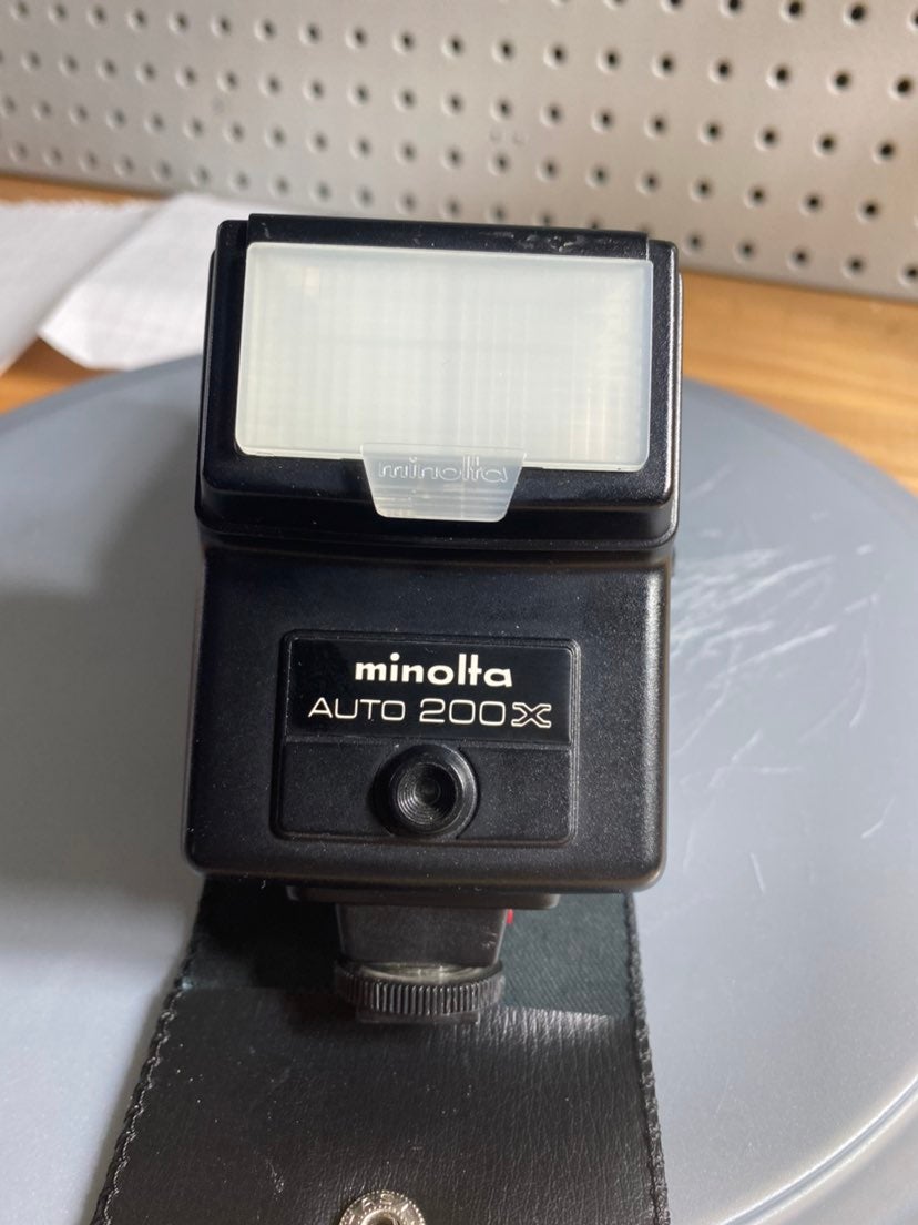 Minolta vintage flash 200X