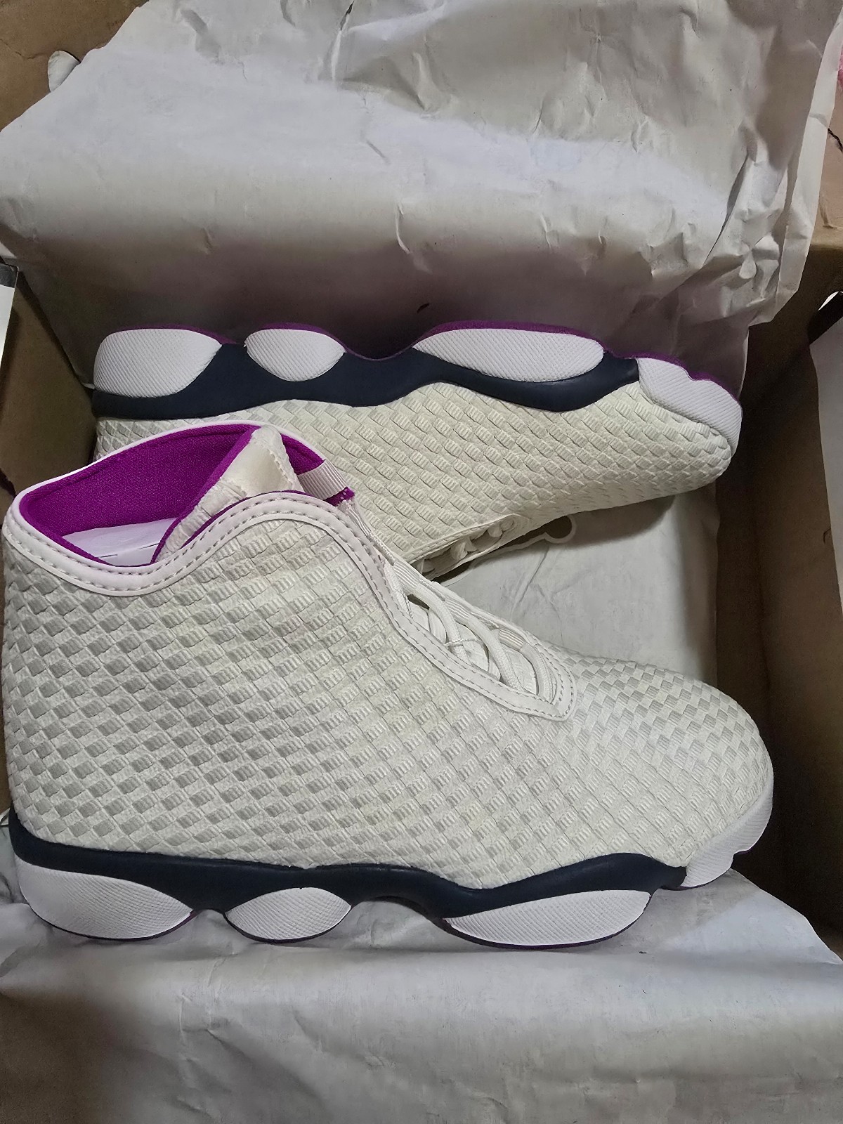 Jordan horizon GG