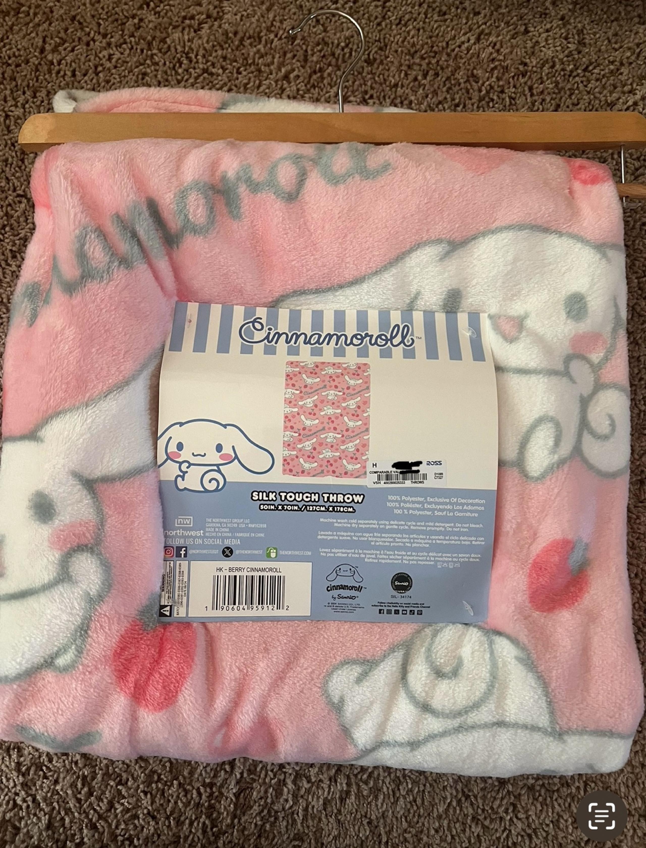 Cinnamoroll (cherry, strawberry, heart) throw blanket