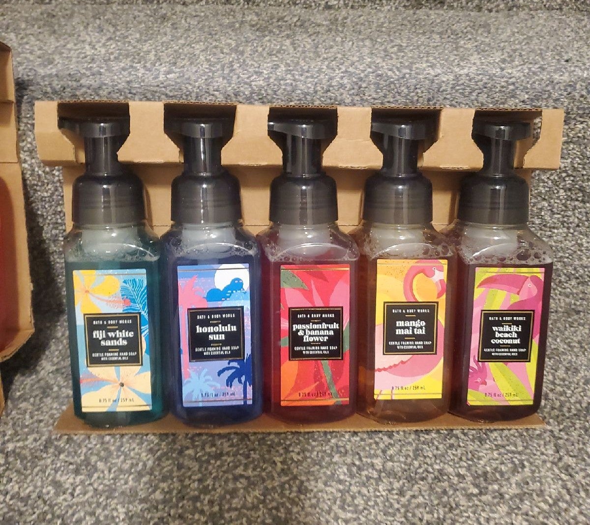 5 foaming soaps from bbw
