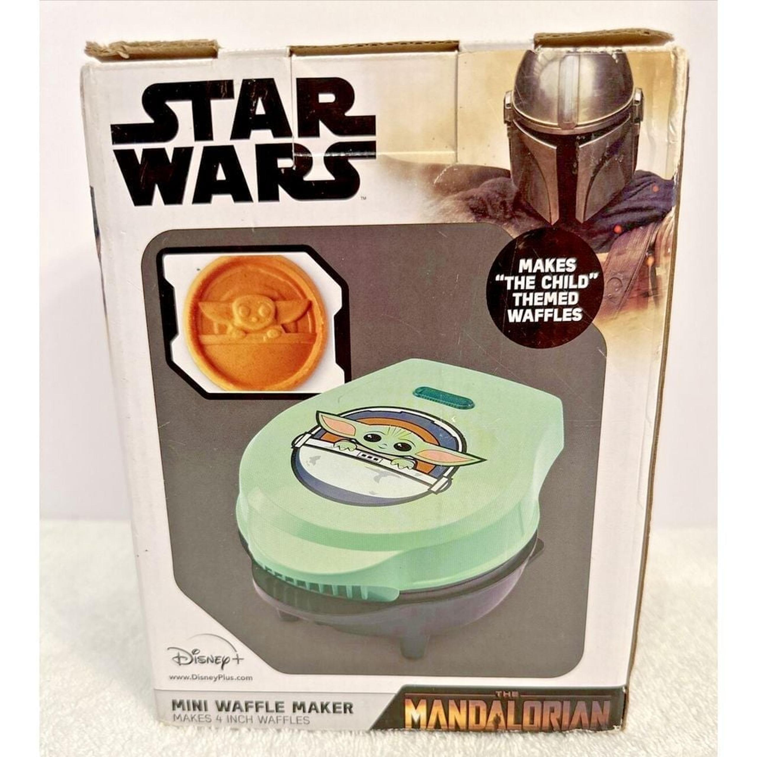 Disney Star Wars Mini Waffle Maker Mandalorian Baby Yoda Child NEW OPEN BOX