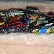 BIG BUNDLE MARVEL Comics Hot Wheels + T-shirts + Promo Action Figures plus MORE