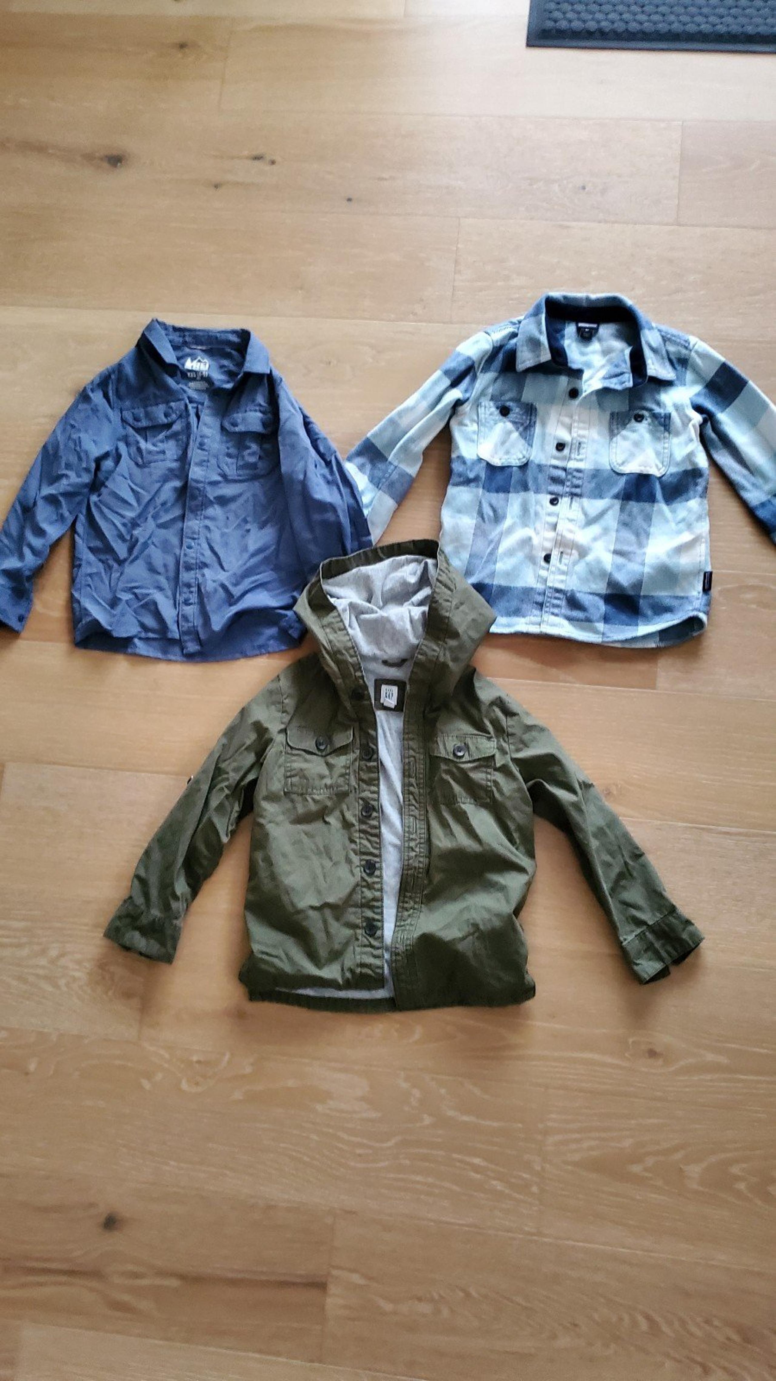 Boys shirts bundle size 4-5 toddler