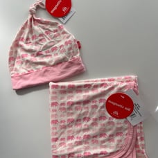 NWT Magnetic Me Swaddle And Hat