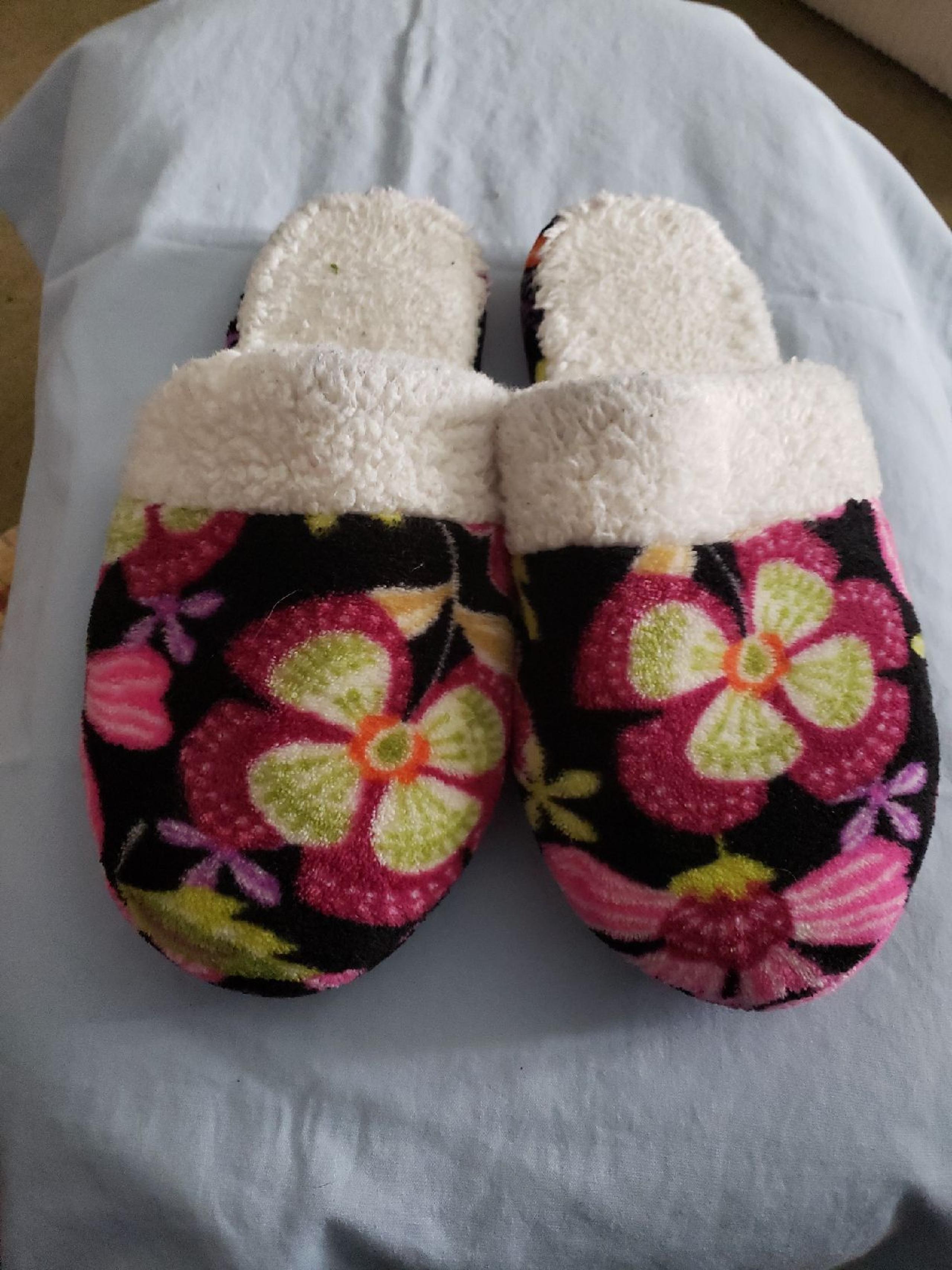 Womens Slippers