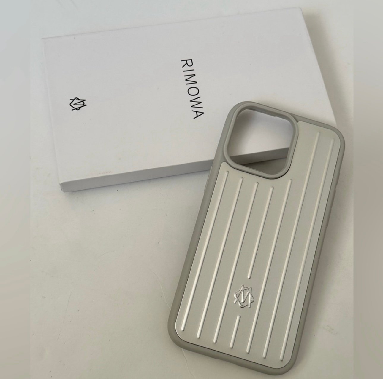 Rimowa iphone case compatible for iPhone 15 Pro ⭐️U.S