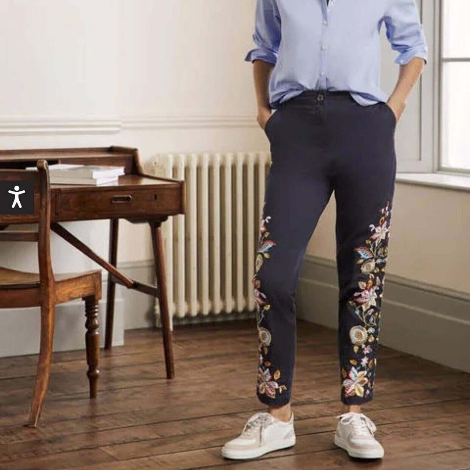Boden Cotton Classic Embroidered Chinos In Navy Size 10R