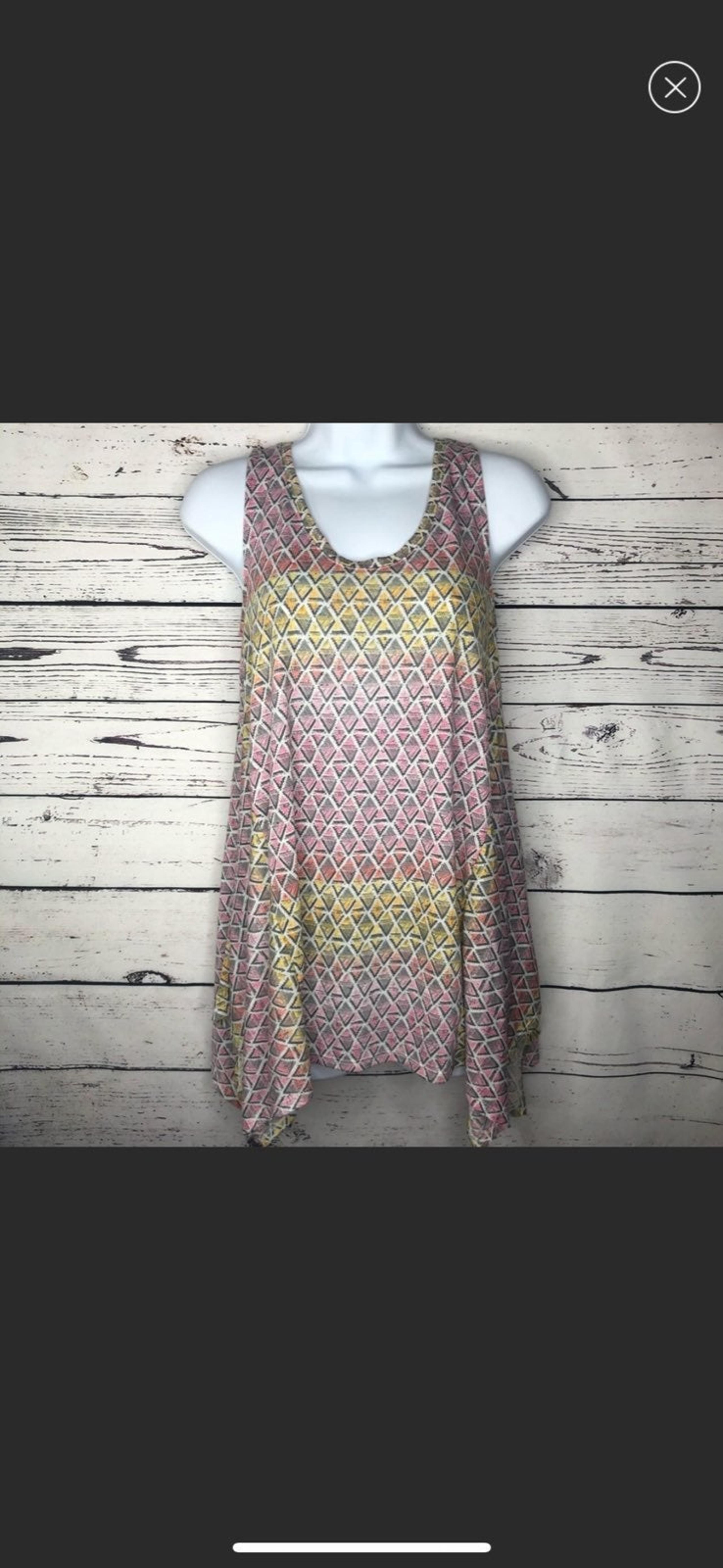 a.n.a. XS geo Tank Top