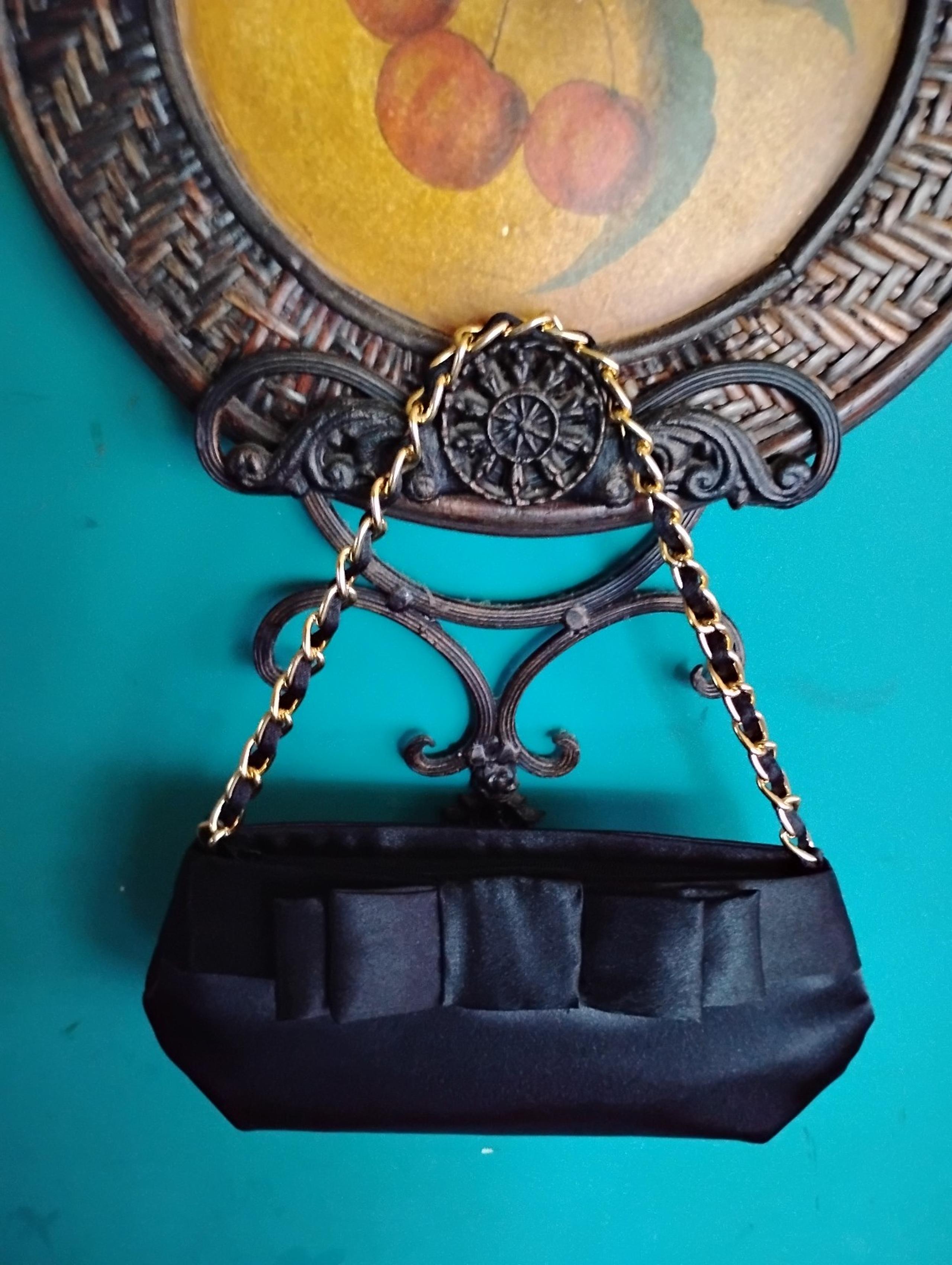 Jessica Mc Clintock Sparkling Black Chain satinFinish Evening Clutch Bag. Beauti