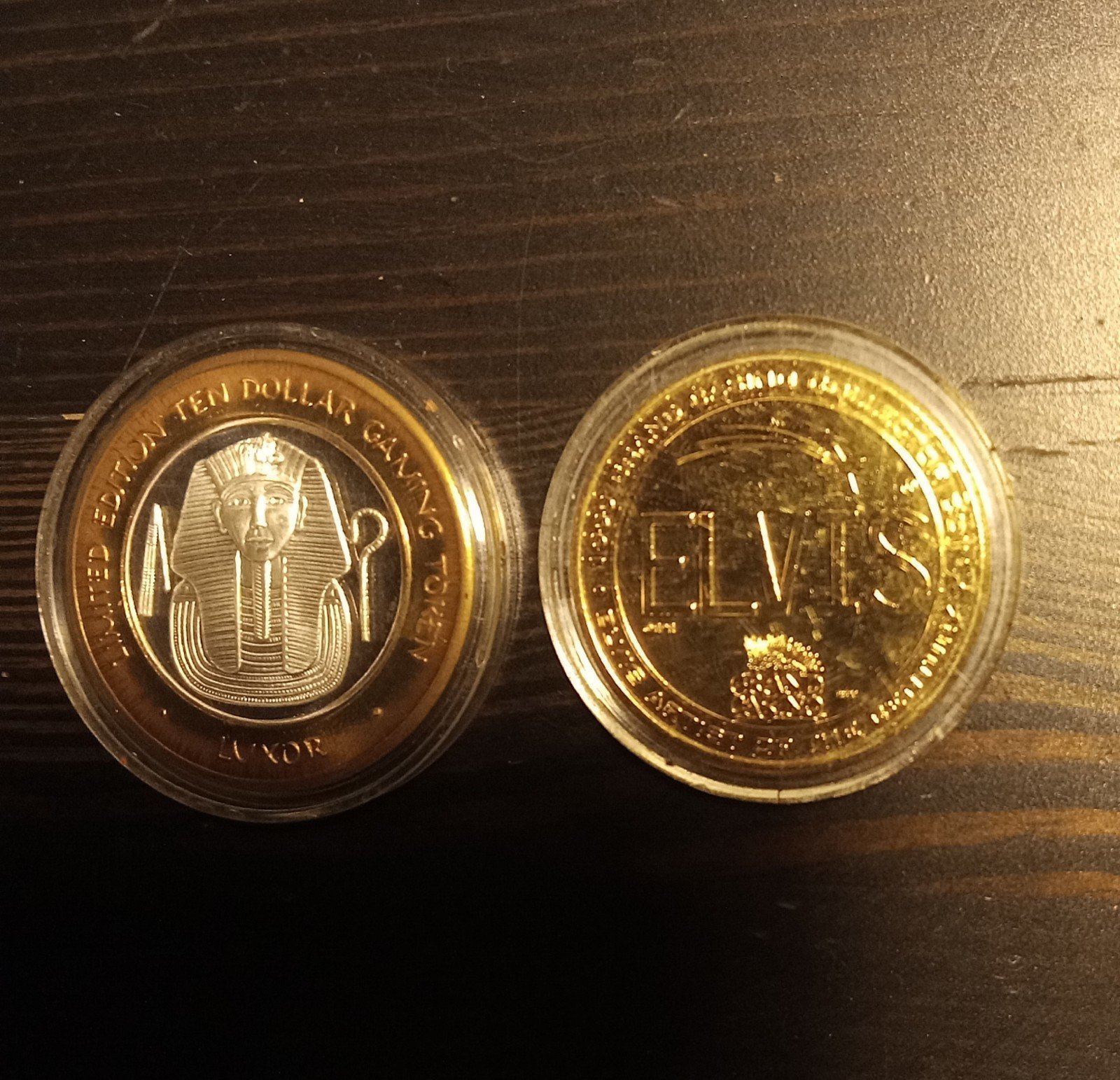 1 Luxor Las Vegas 10 Gaming Token & GRAND CASINO BILOXI ELVIS COLLECTOR COIN