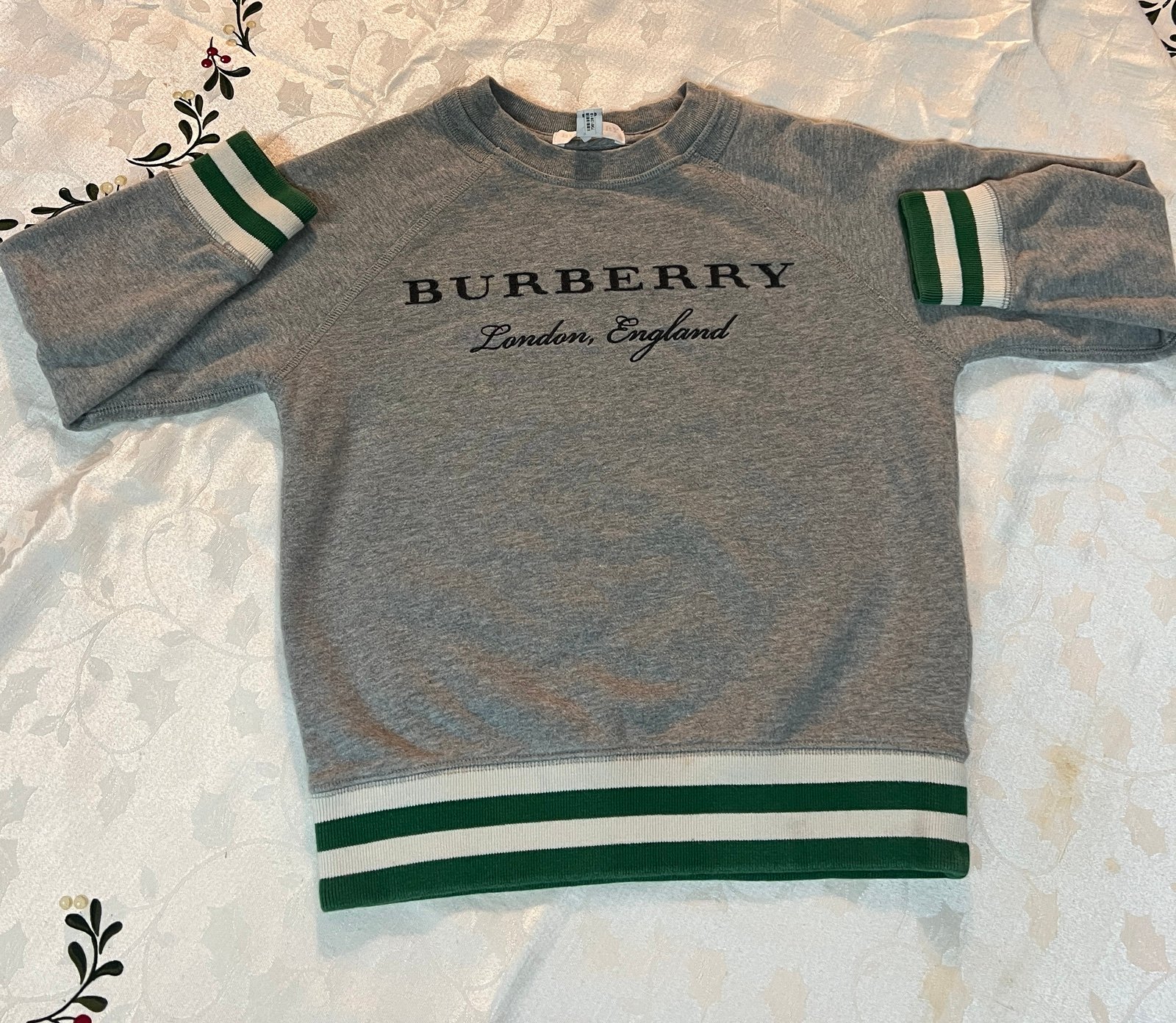 Boys Burberry Sweatshirt Sweater 7Y