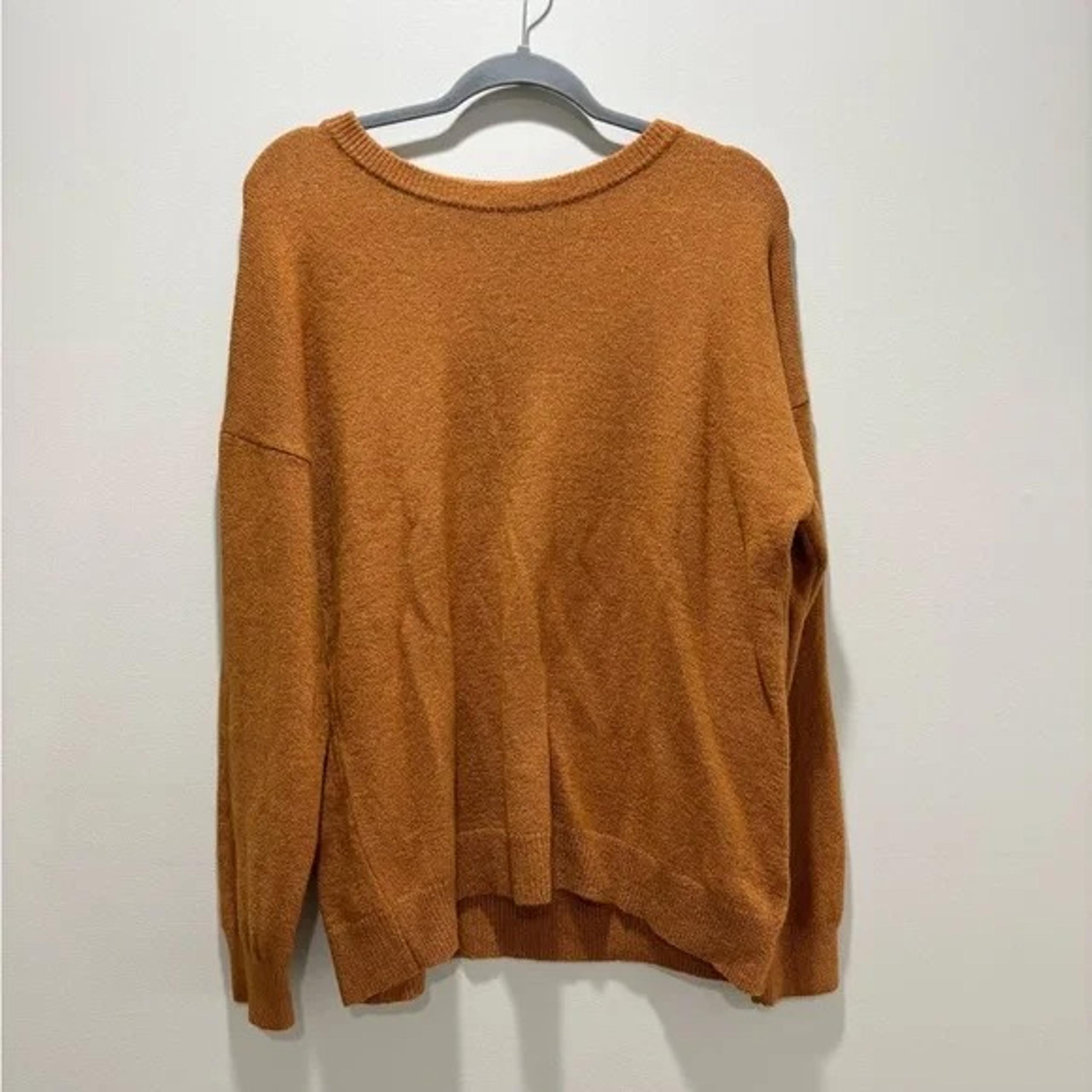 TREASURE & BOND • NEW Women’s Rust Pecan Crewneck Sweater Size Medium
