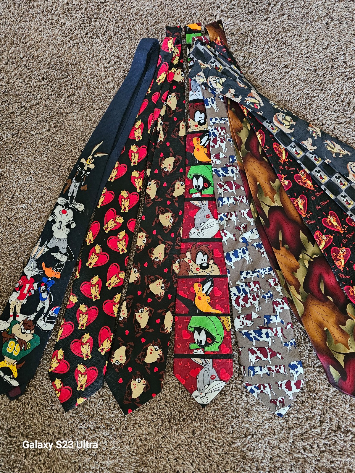Looney tunes tie