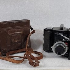 Semi Leotax Folding Camera With Case
