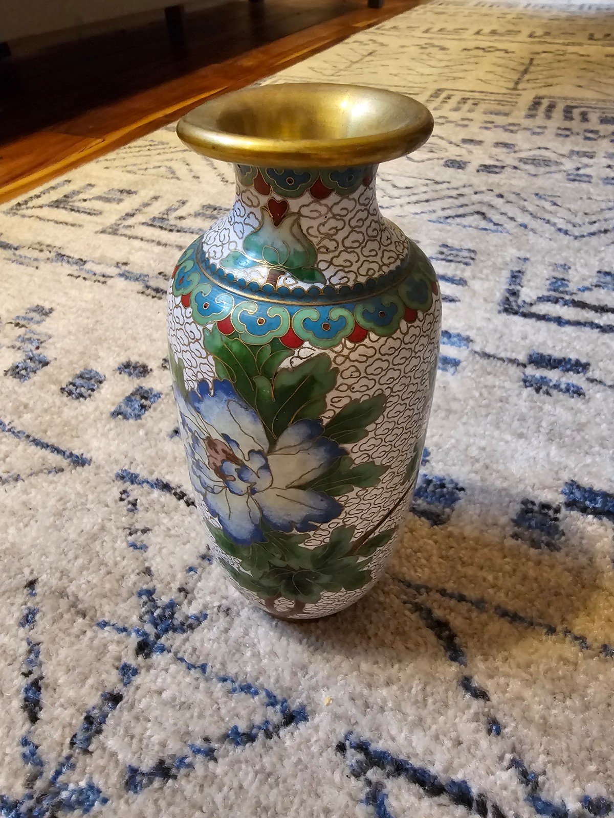 Vintage Antique Chinese Vase