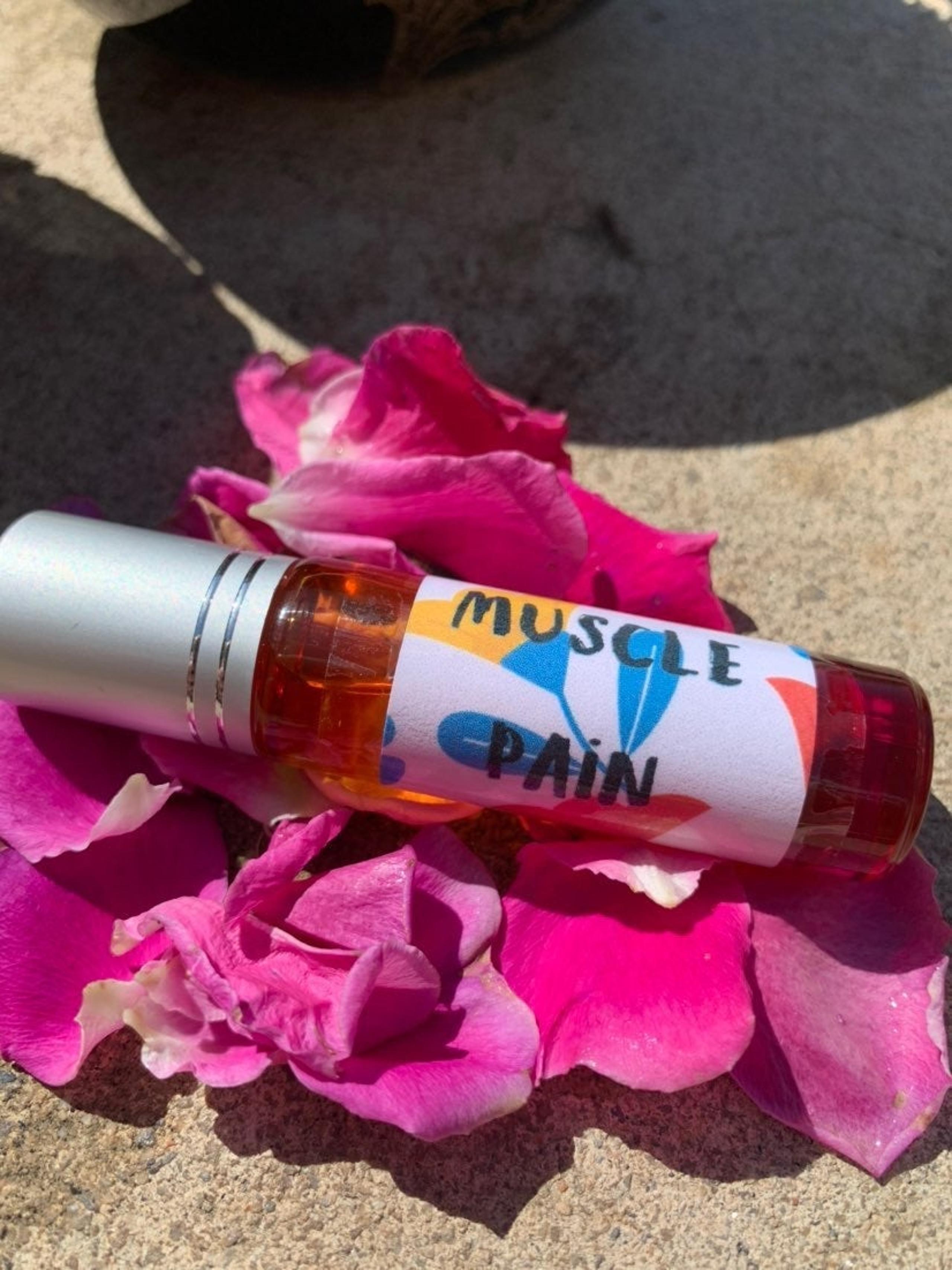 Essential Oil Roller- Muscle Pain - Young Living Essential Oils