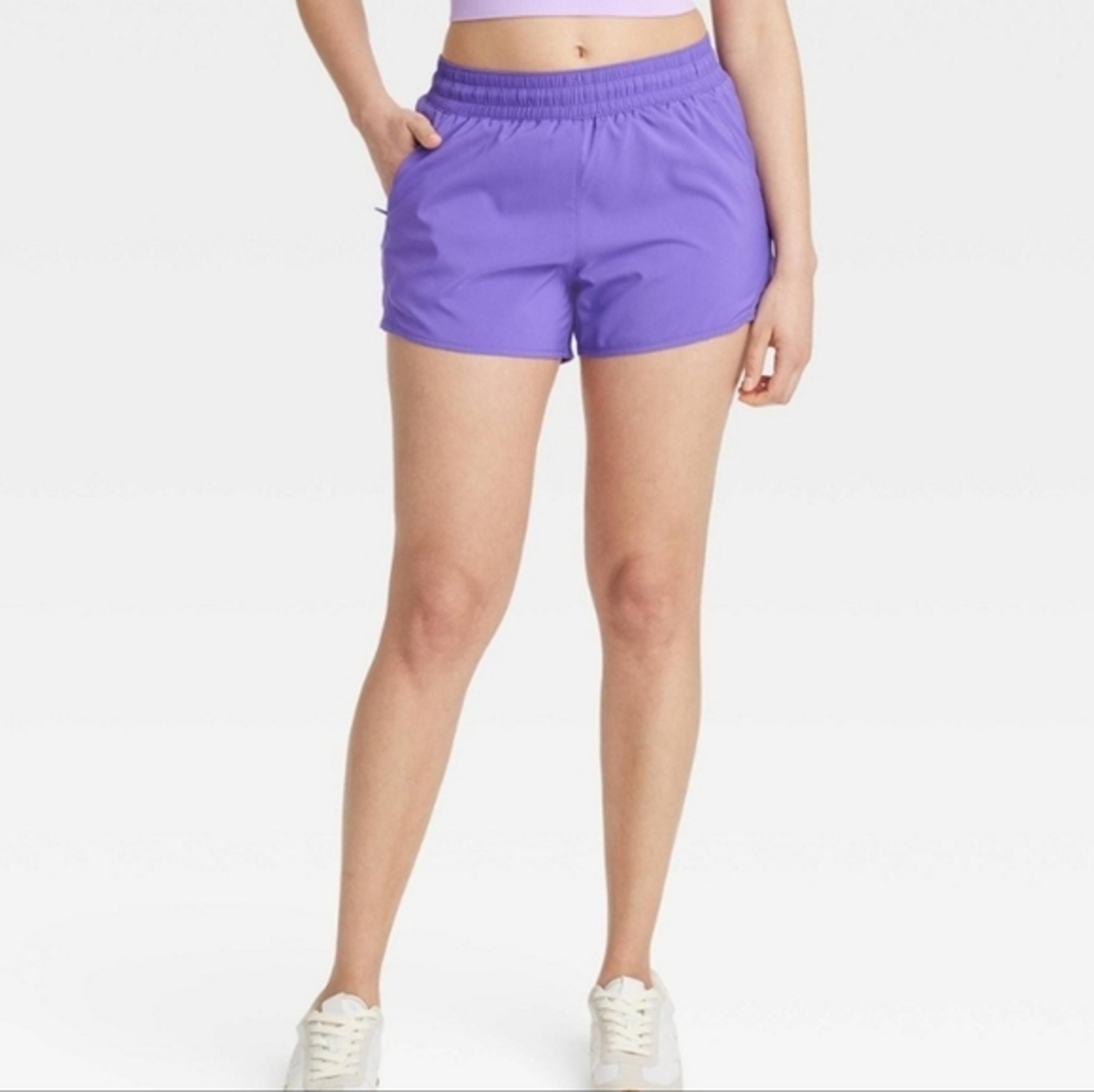 Women's Woven Mid-Rise Run Shorts 3" - purple xs