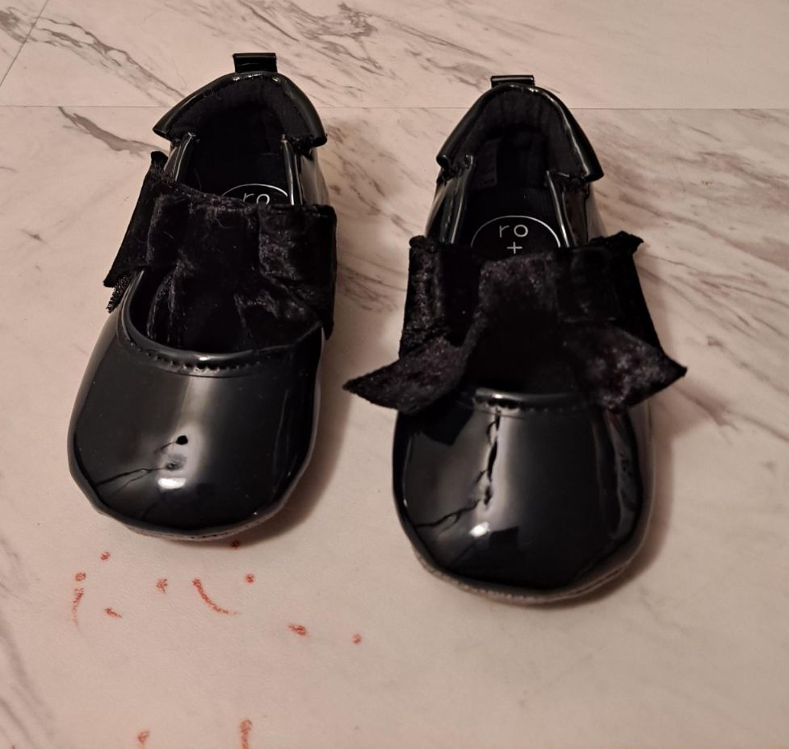 Robbez shoes