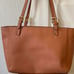 Tory burch leather tote E.U.C