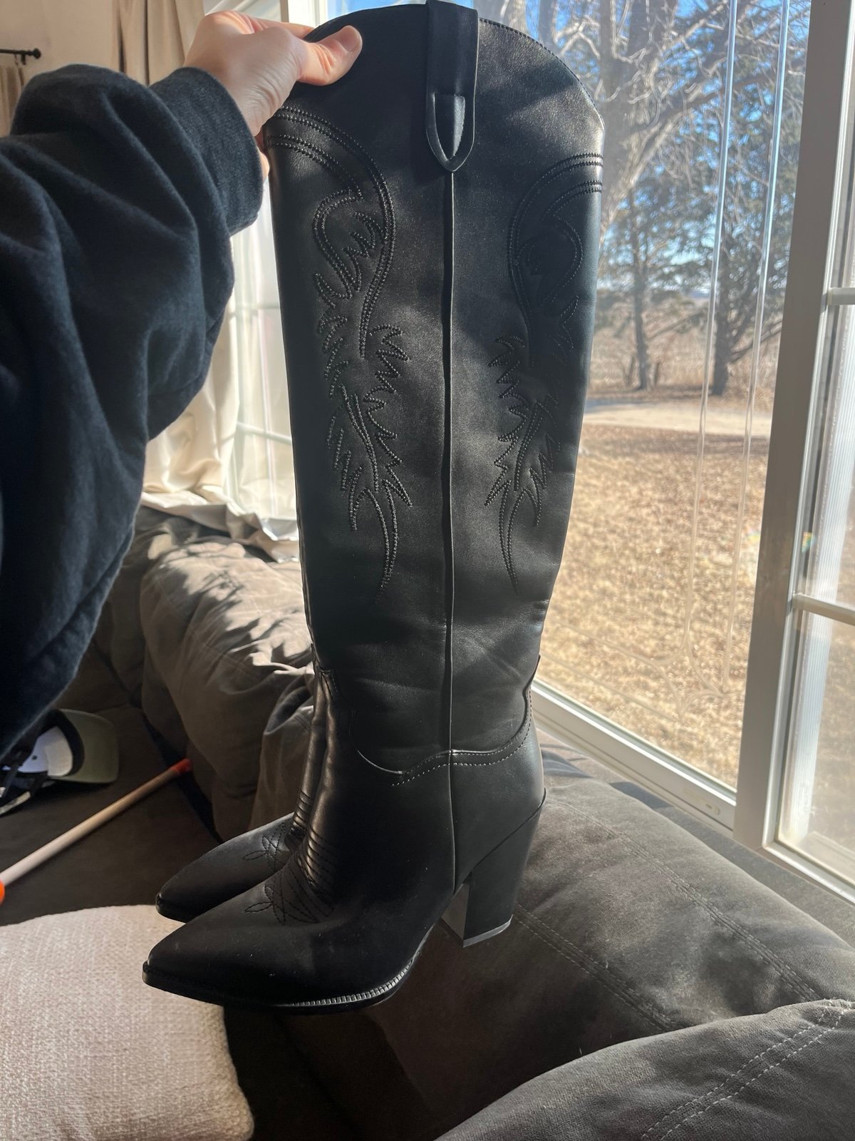 Knee high Black cowgirl boots