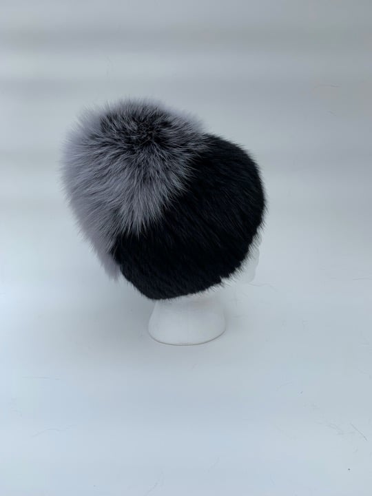 Knit Real Mink Beanie Hat with arctic silver fox fur Pom Pom in Black