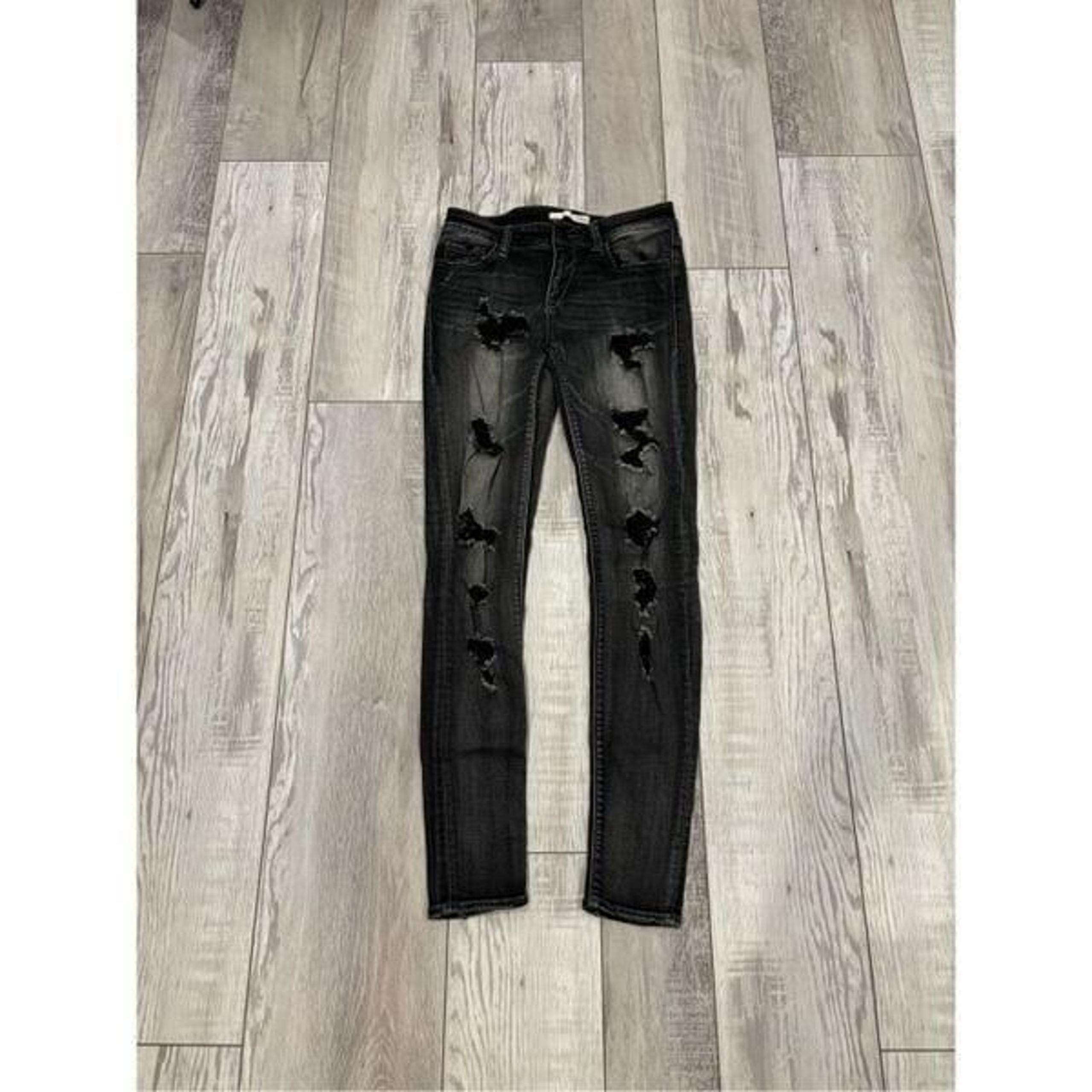 Daytrip, black, distressed, Lynx skinny jeans, size 26R