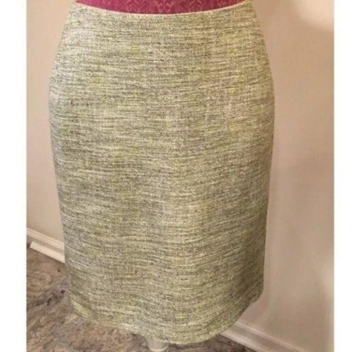Ann Taylor Fine Italian Fabric Pencil 6 pockets