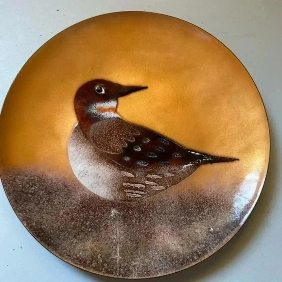 Home decor - decorative bird plate - detail