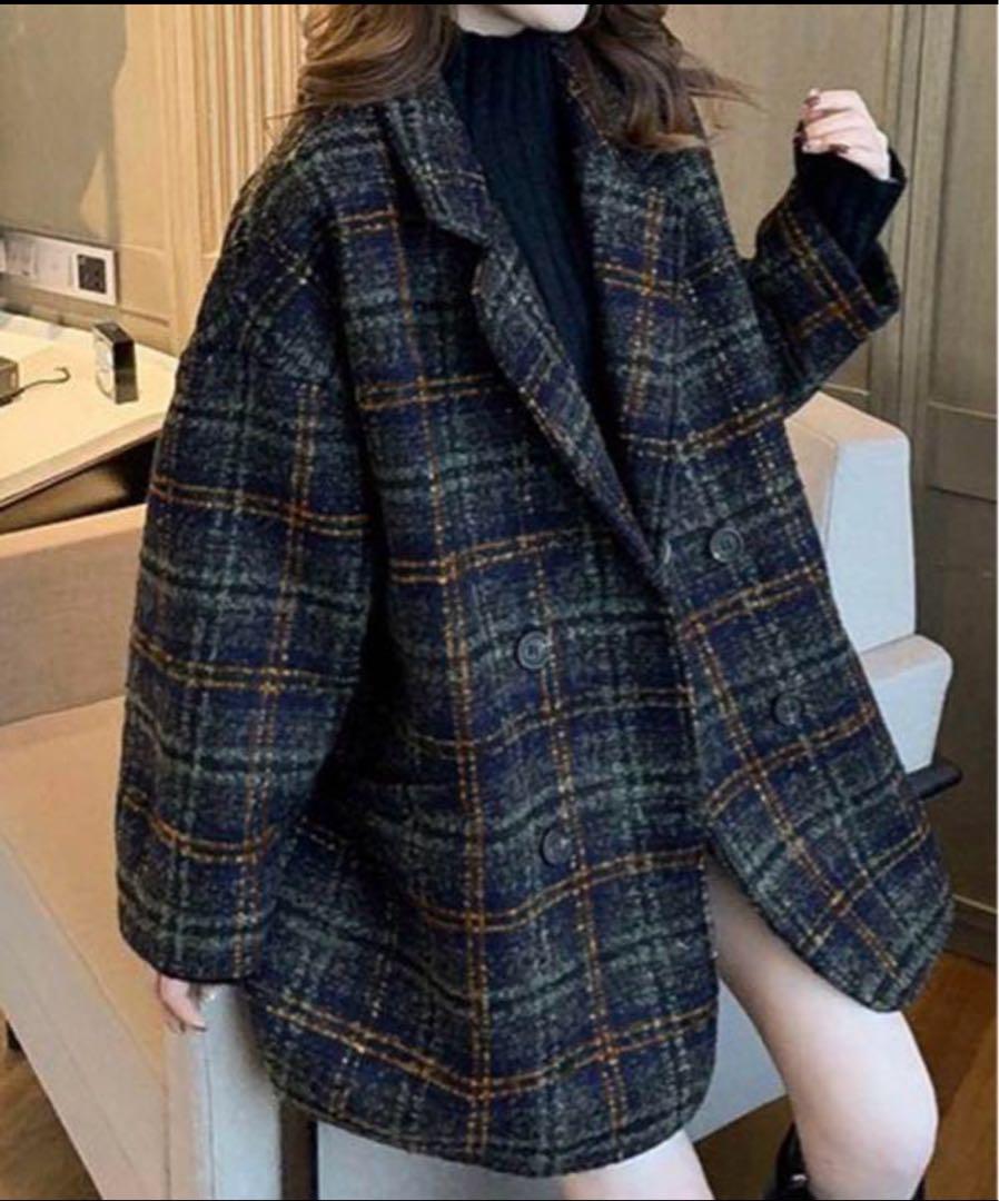Chester coat with a check pattern. - Other