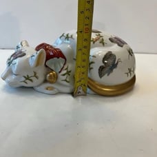 Leaves Pattern Andrea by sadek Sleeping Cat Japanese Porcelain Nemuri Neko