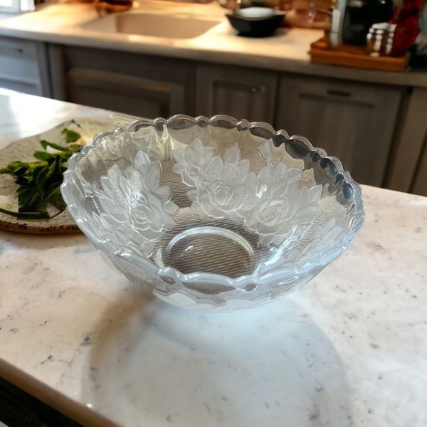 Home beautiful rose imprinted crystal glass bowl made in Japan
