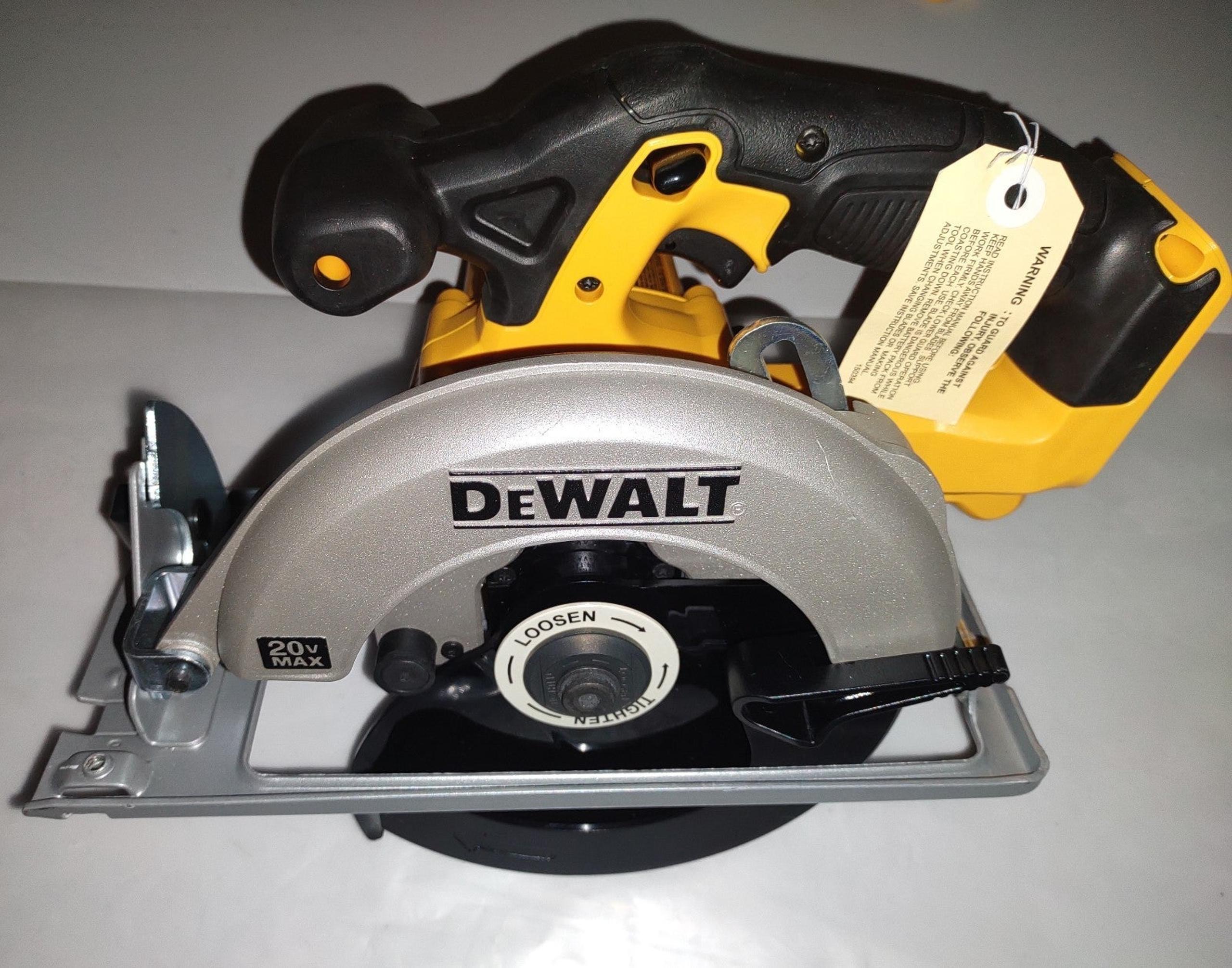DEWALT 20-Volt MAX Cordless 6-1/2 in. Circular Saw