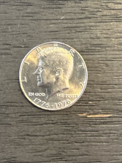 1776-1976 silver Kennedy Half Dollar Coin- very good condition