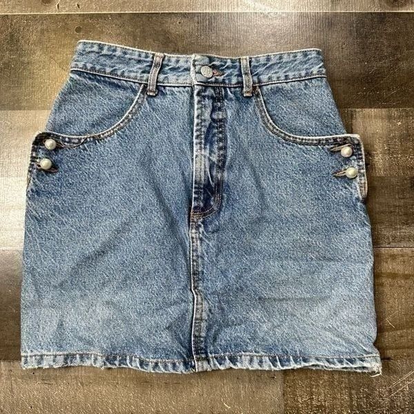 Bongo Juniors Size 7 Vintage Denim Mini Jean Skirt Blue Medium Wash Pearl Pocket