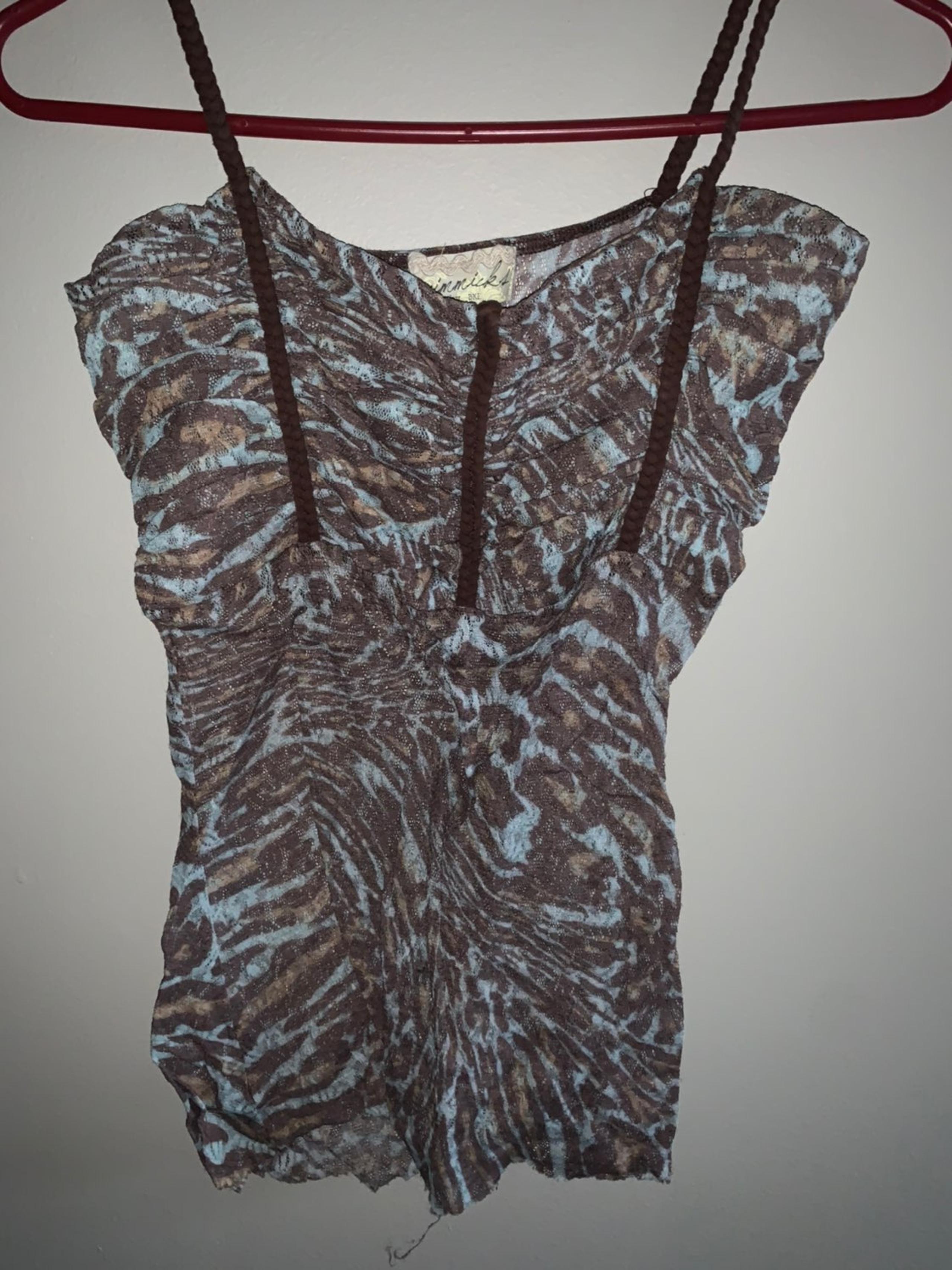 Gimmicks tank top