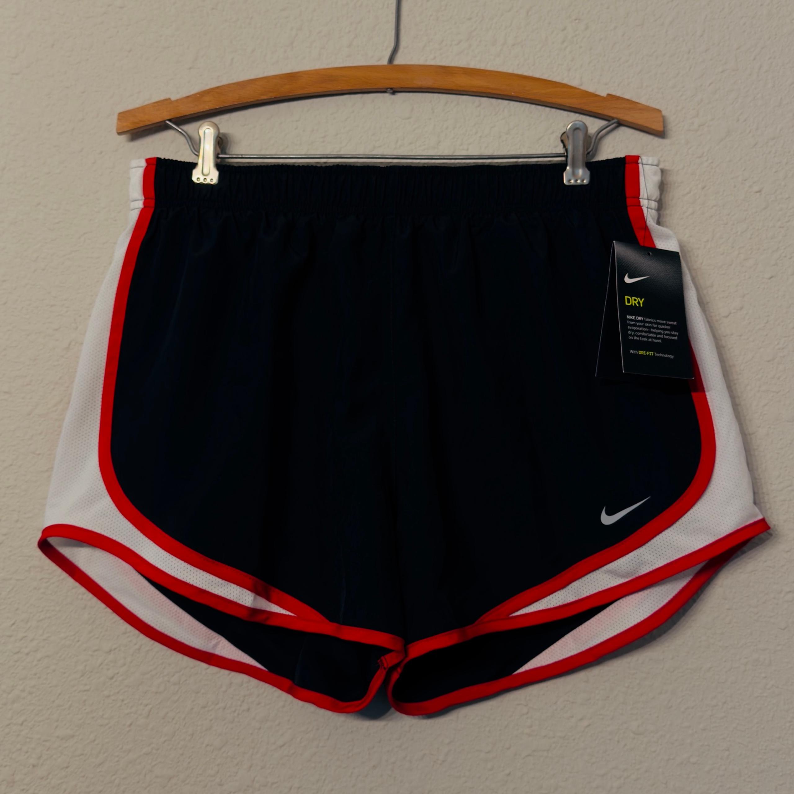 NWT Nike Women's Dry Tempo Athletic Shorts Size L