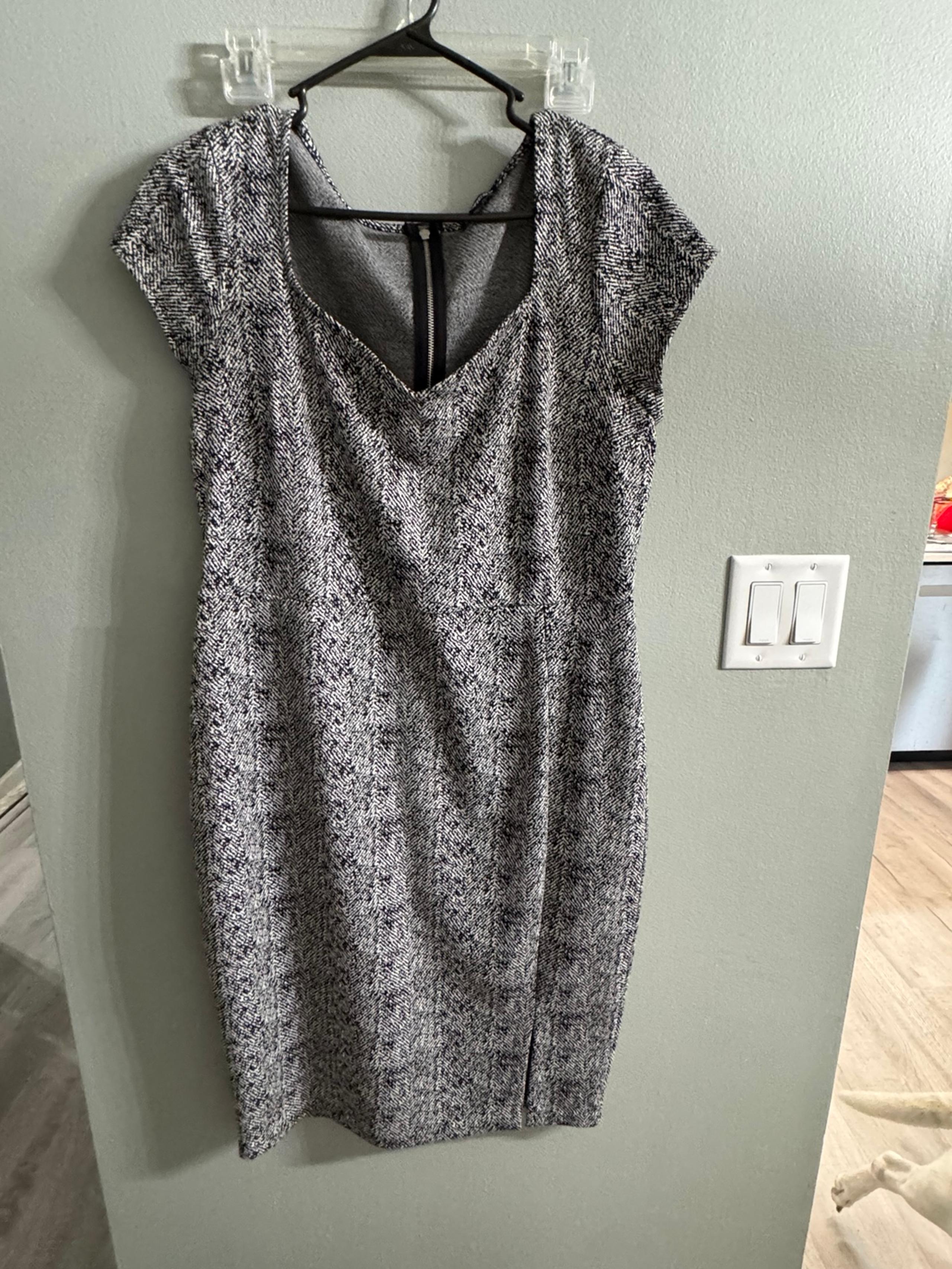 Express women’s dress size Large