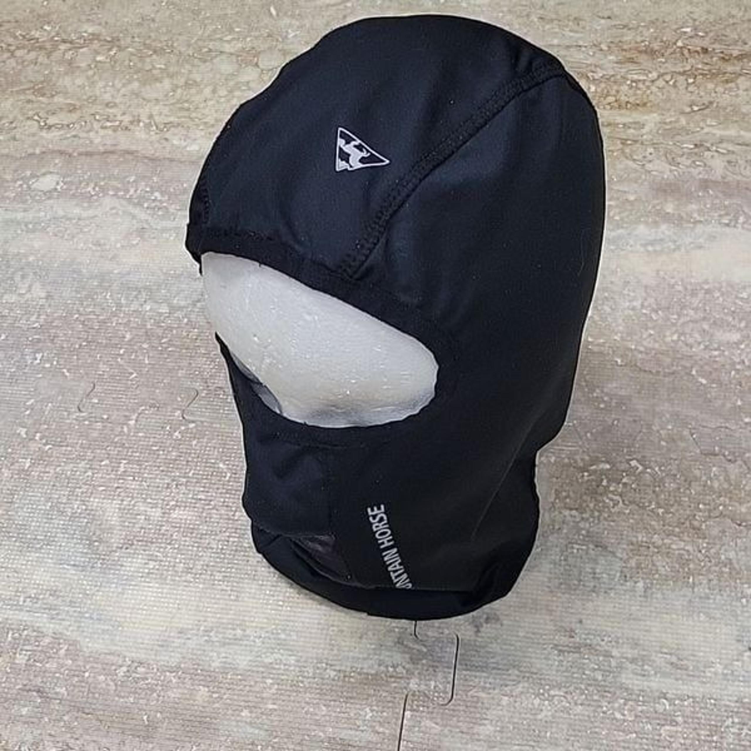 MOUNTAIN HORSE FULL HEAD POLY/SPANDEX TOP HAT... ONE SIZE - FITS MOST.