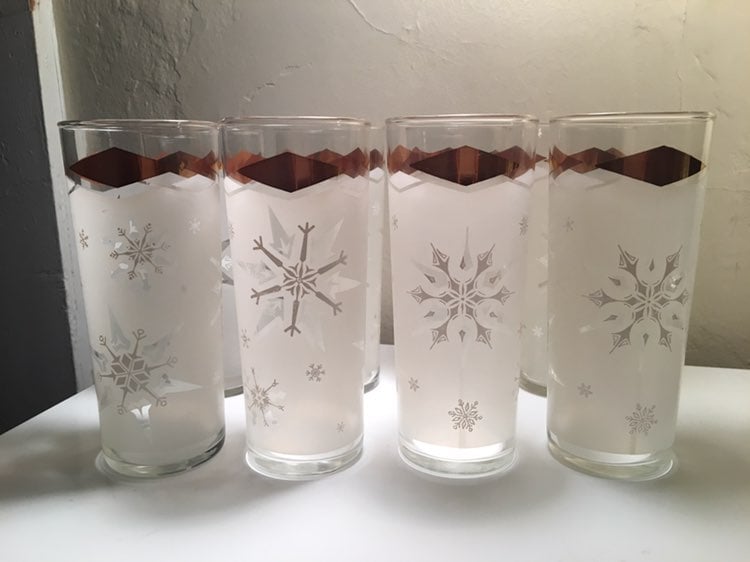 Vintage Starburst /snowflake Glassss