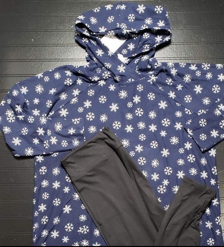 NWT Lularoe S Snowflake Amber Hoodie OS Black Leggings New