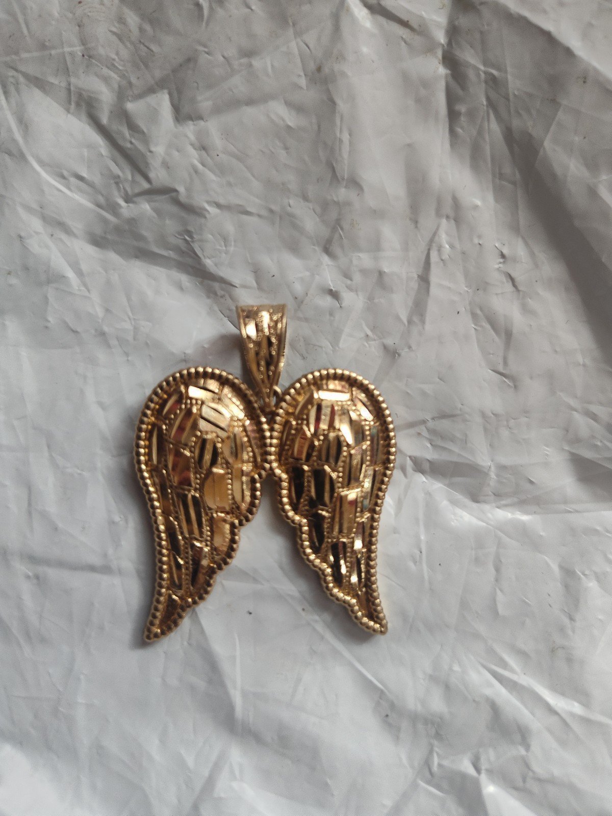 10k gold pendant