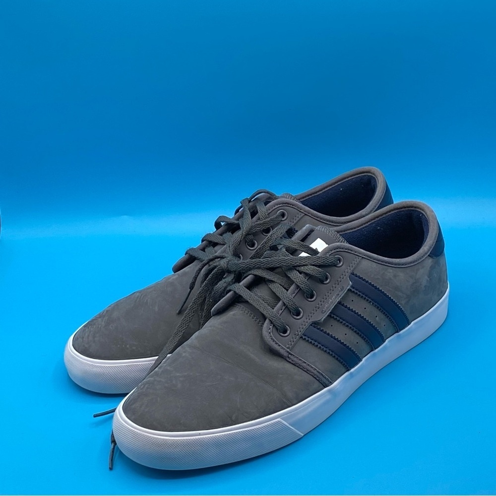 Adidas Seeley Gray