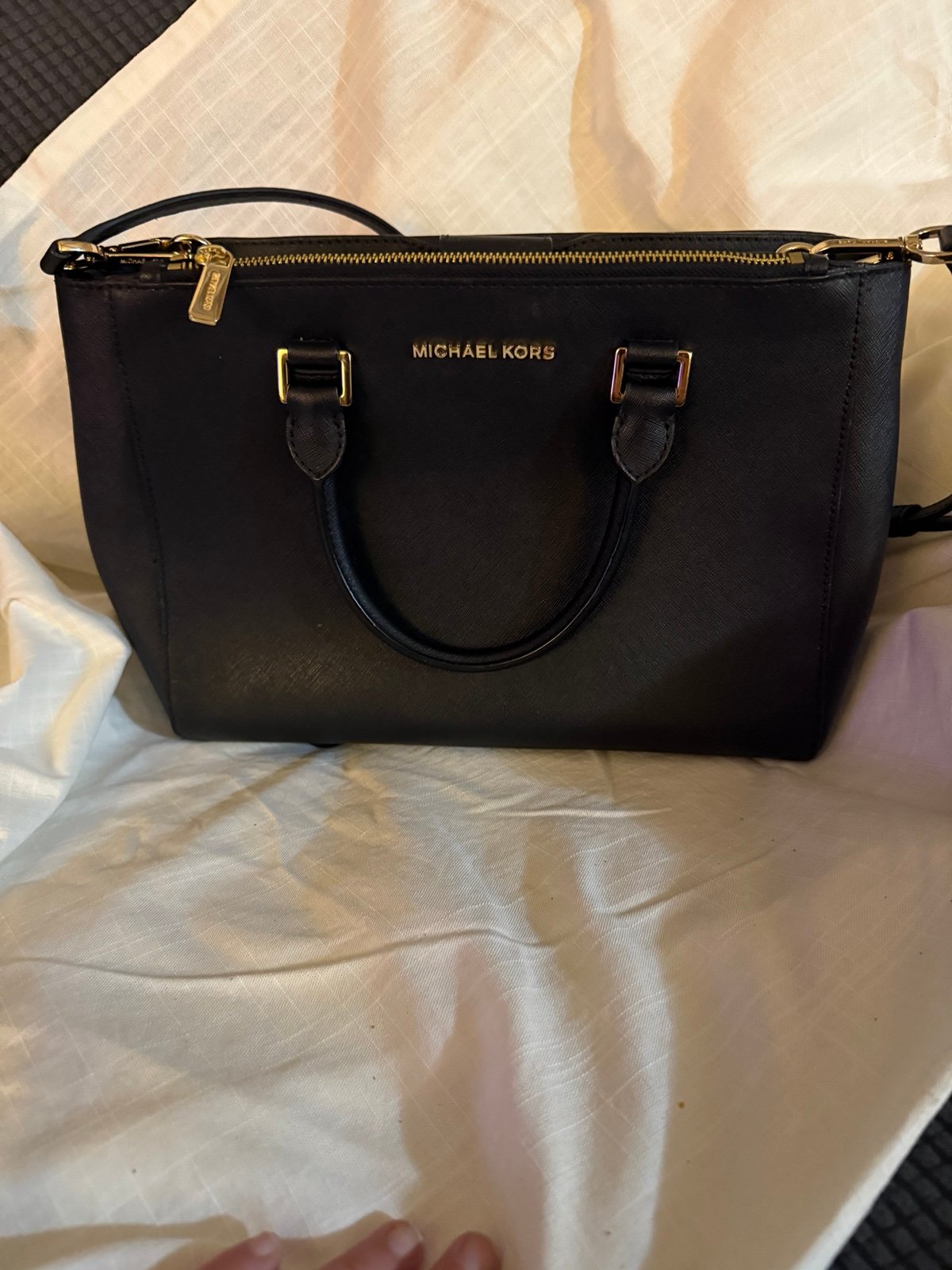 Michael Kors Sutton Medium
