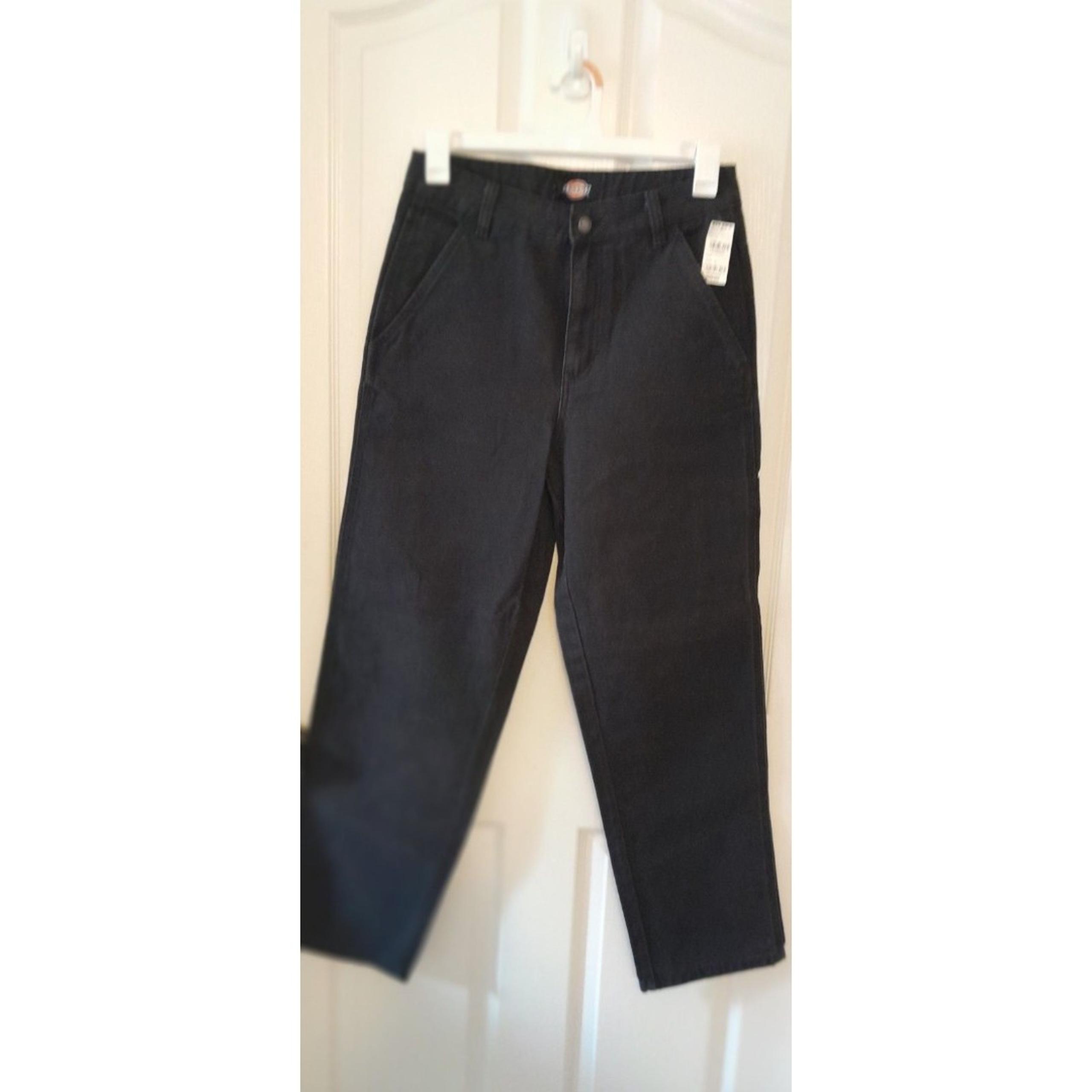 Dickies Size 10 NWT Womens Black Cargo Straight Leg Pants. B51
