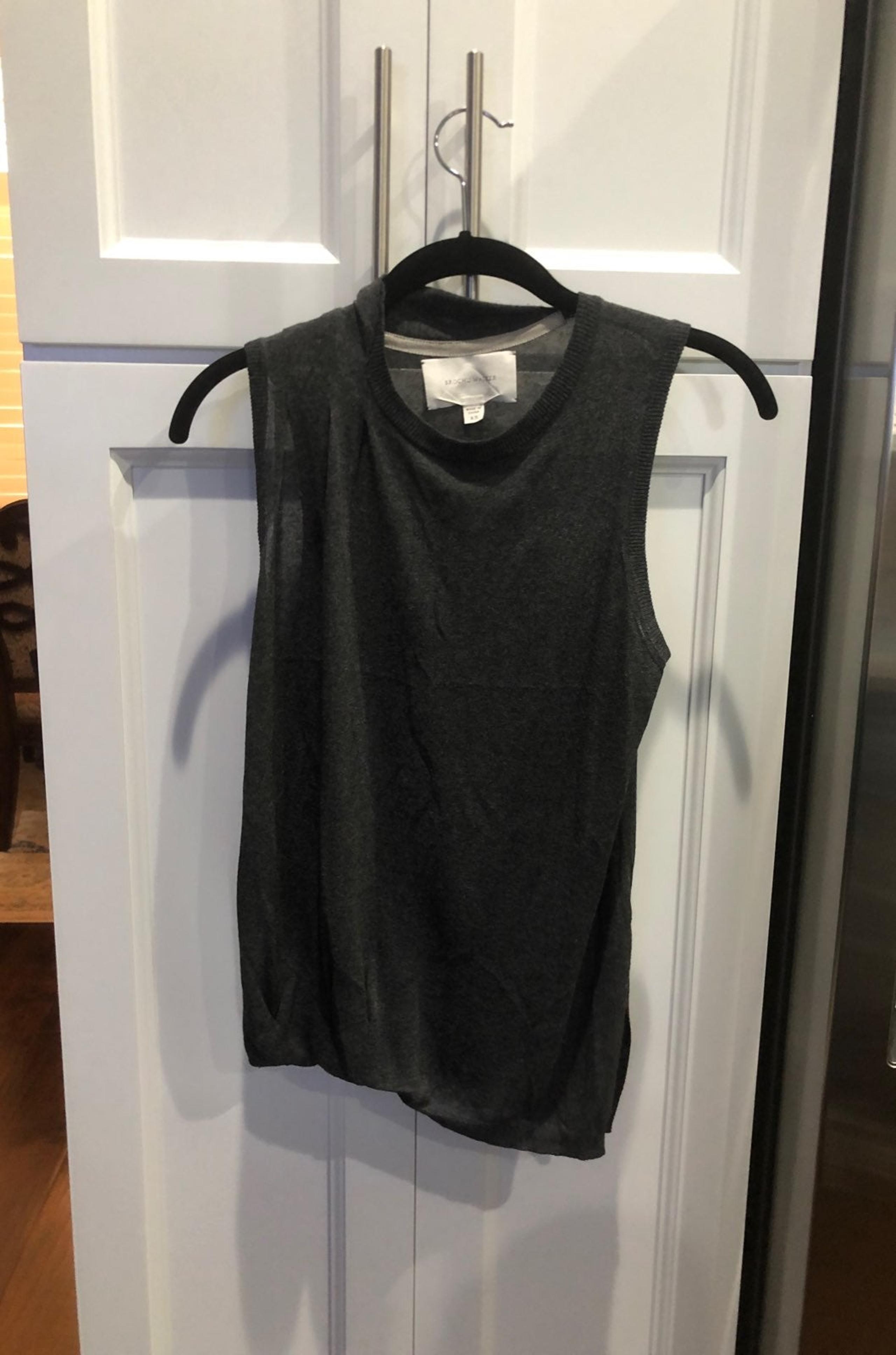 XS Brochu Walker Top